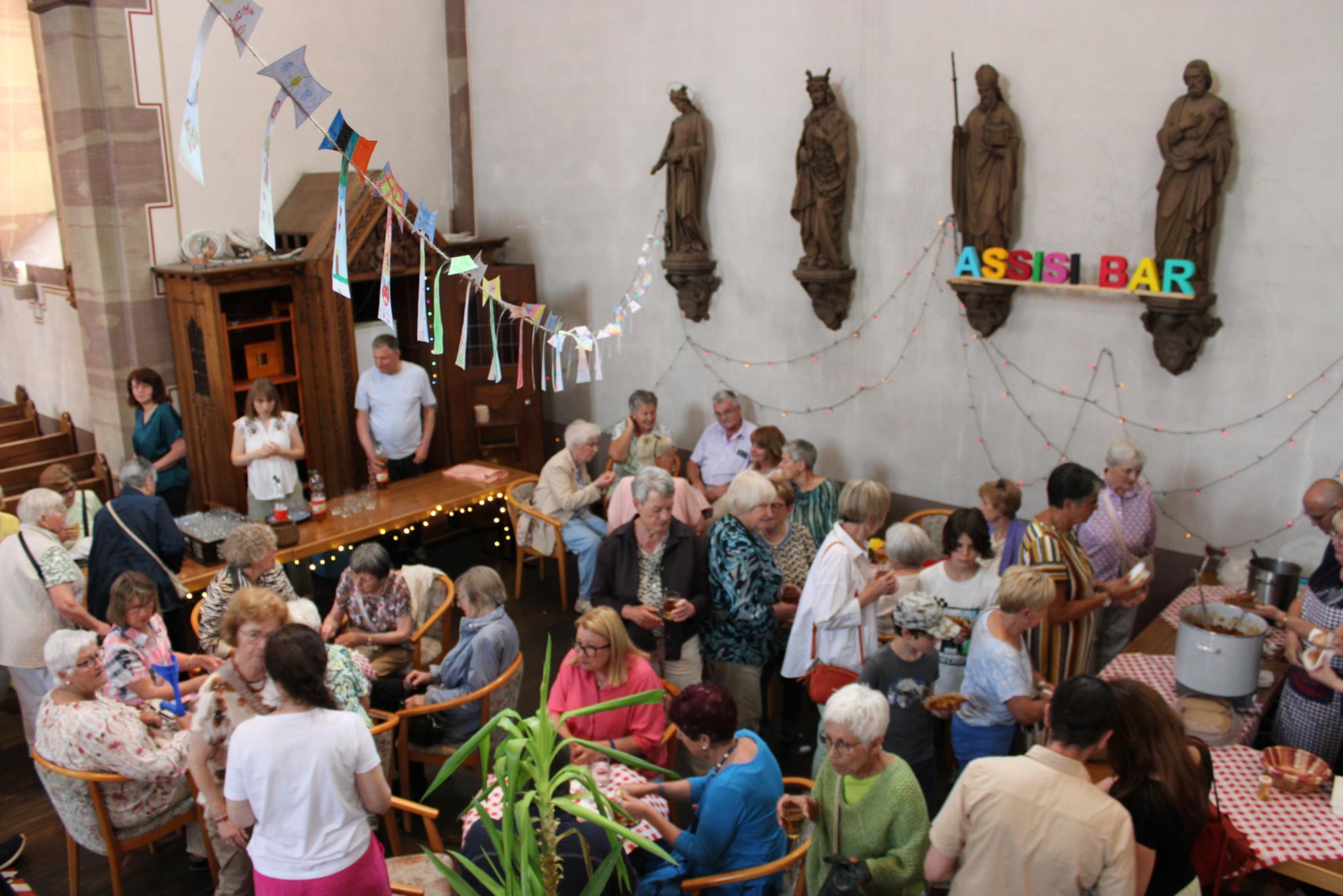 In St. Agatha wurde eine Assisi-Bar eröffnet.