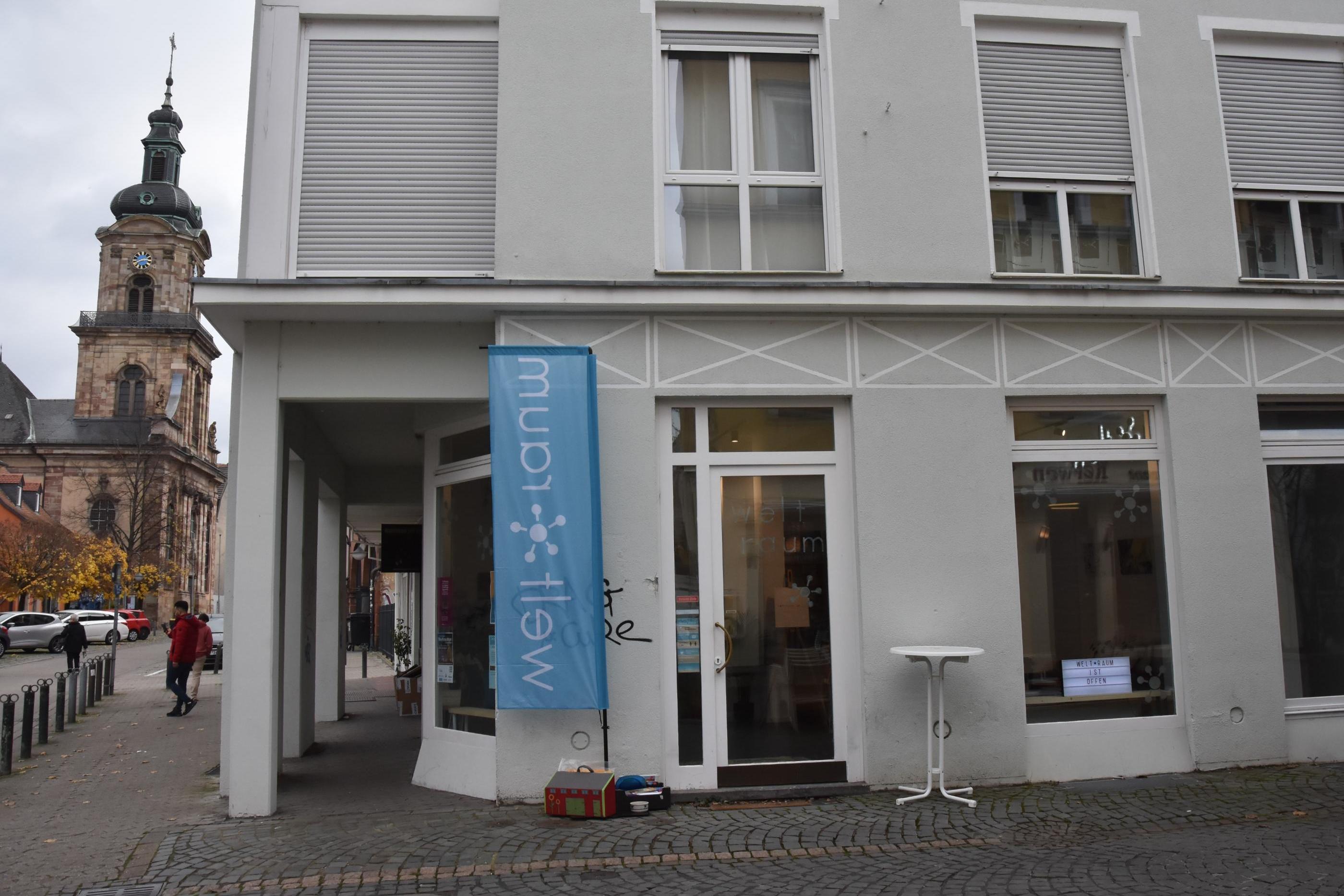 welt:raum von außen